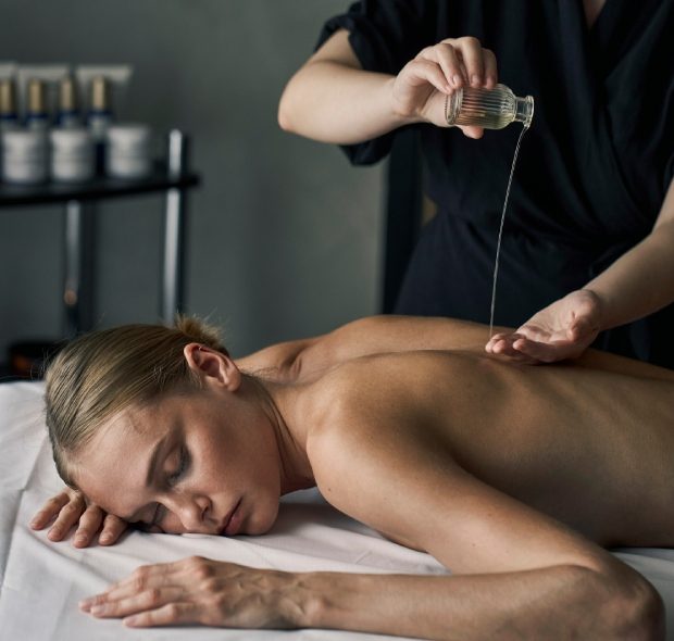 er_rho_helea_lifestyle_wellness_spa_massage_07.jpg