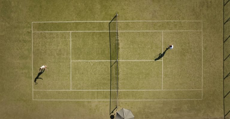 er_rho_elissa_lifestyle_tennis_aerial_02.jpg