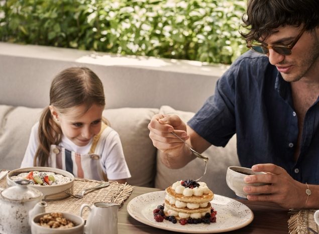 er_rho_helea_lifestyle_breakfast_dad_girl-1-1.jpg