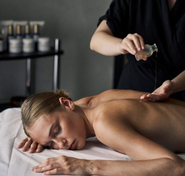 er_rho_helea_lifestyle_wellness_spa_massage_08.jpg