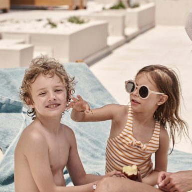 er_rho_helea_lifestyle_pool_mum_kids_02-3.jpg