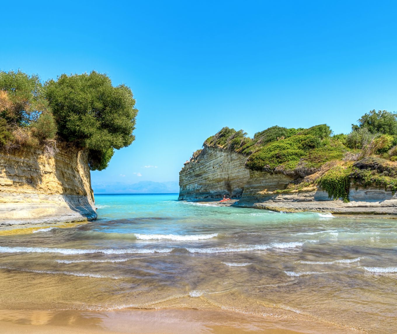 shutterstock_130953002_corfu_canal-damour-beach-4.jpg