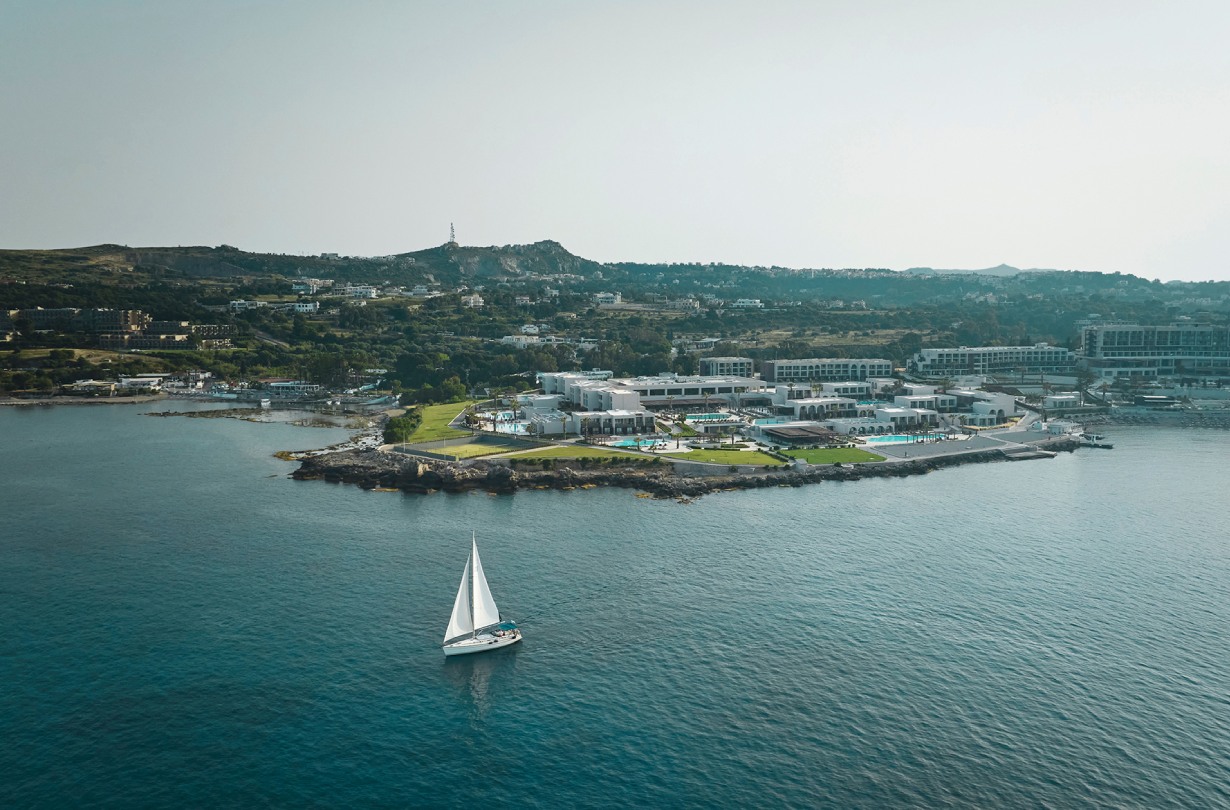 er_rho_lifestyle_aerial_sailing-3.jpg