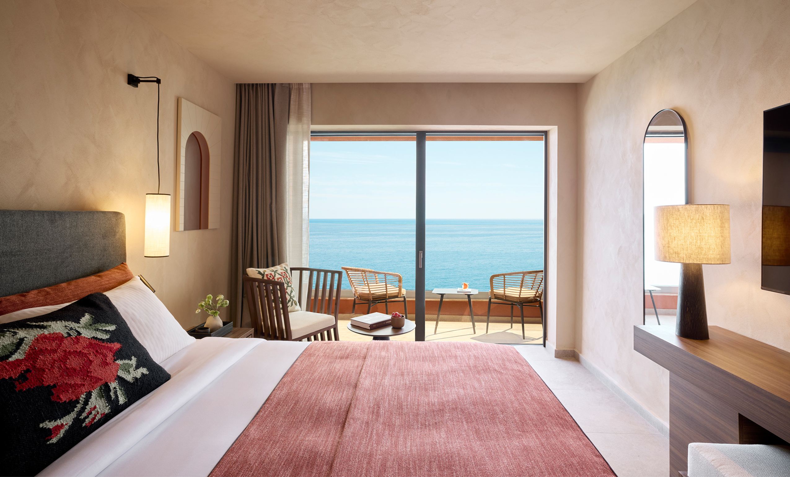 deluxe-room-deluxe-room-page.png