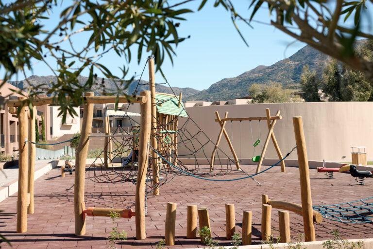 01_er_rocrita_playground-scaled.jpg